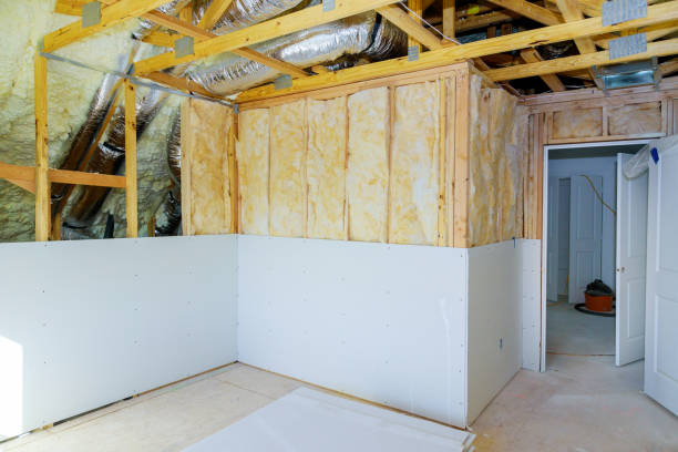 Best Insulation Contractor Near Me  in Bowling Green, FL